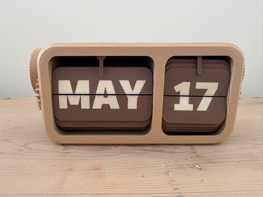 Retro Perpetual Desk Calendar